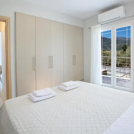 Theros 2 * Geni (Lefkada)