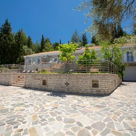 Appartement Theros 2