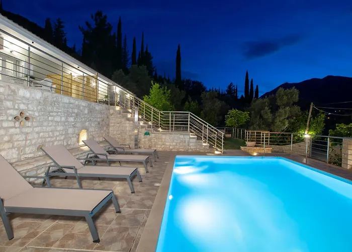 Theros 2 Appartement *